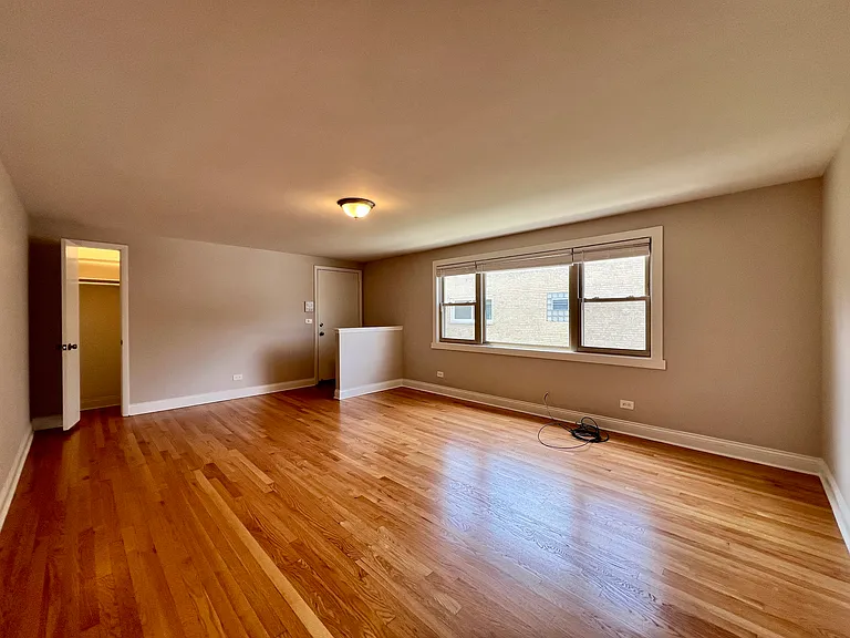 3450 W Bryn Mawr Ave #2N — Photo 3