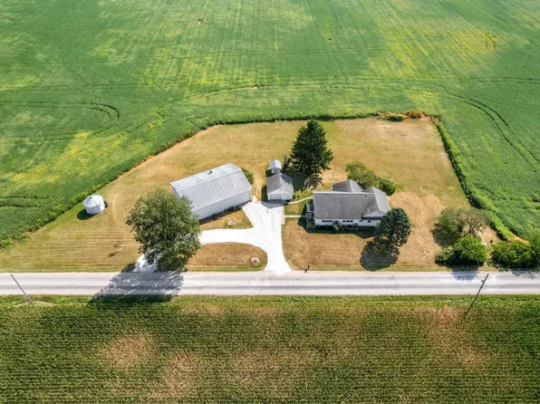 8100 N 750 W, Larwill, IN 46764