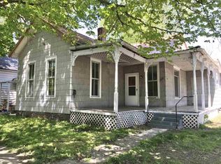 316 W 8th St, Rochester, IN 46975