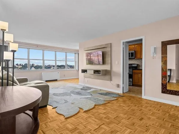 555 Kappock Street #6B, Bronx, NY 10463