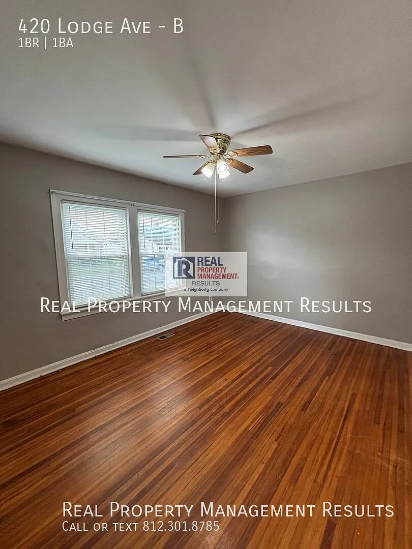 East Side Living Near Schools, Shopping & University of Evansville — Photo 2
