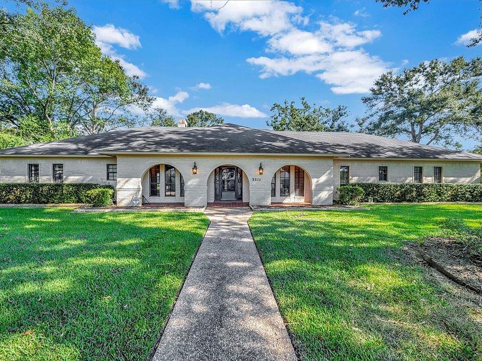 1st image of 3511 Churchill Dr