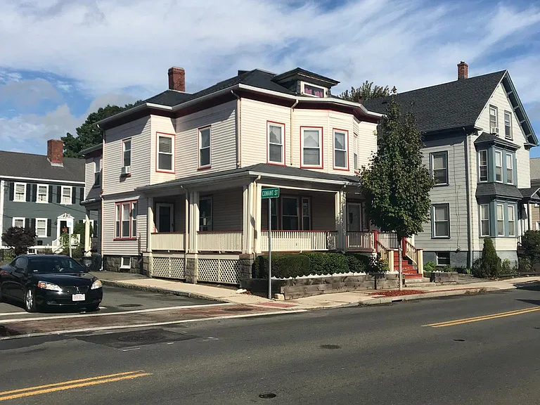 82 Bridge St — Photo 14