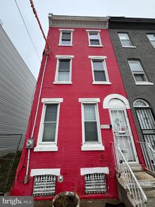 2037 N 9th St, Philadelphia, PA, 19122