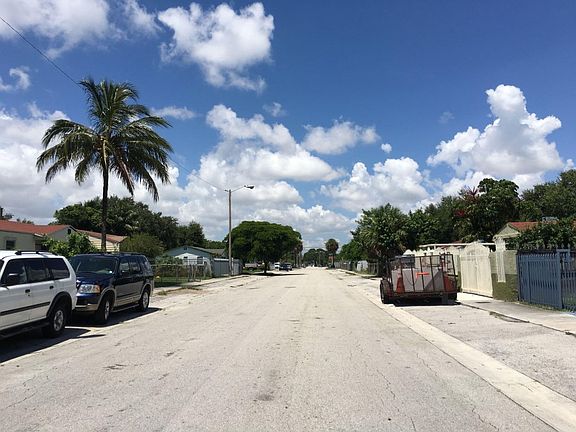 4th image of 1014 NW 61st St
