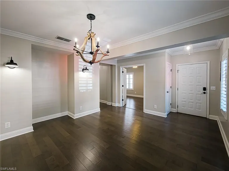 1012 Jeater Bend Dr — Photo 2