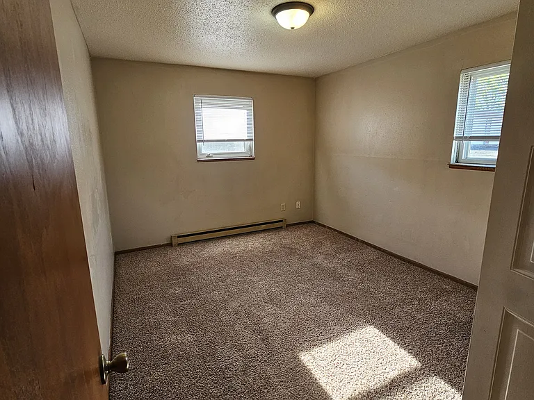 530 5th St E #103 — Photo 8