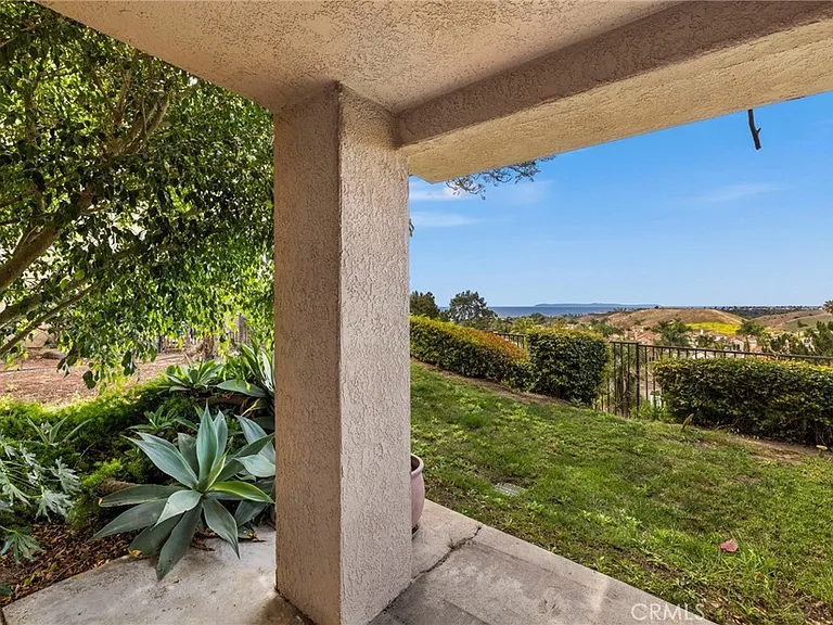 1056 Calle Del Cerro — Photo 16