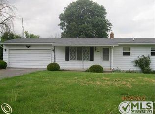 5022 W Carpenter Rd, Flint, MI 48504