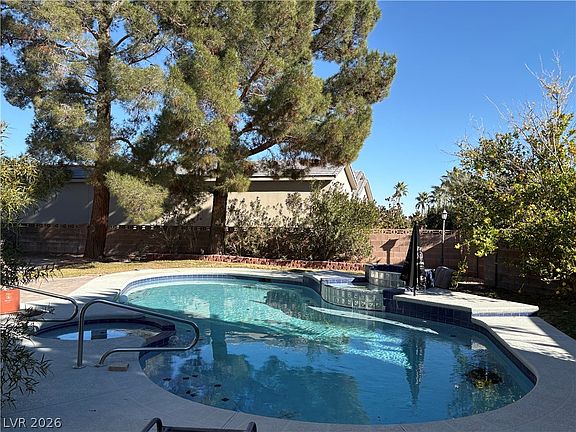 3rd image of 3120 S Pioneer Way