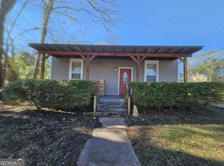 114 2nd St, Carrollton, GA 30117