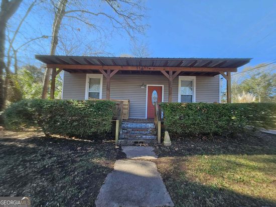 114 2nd St, Carrollton, GA 30117
