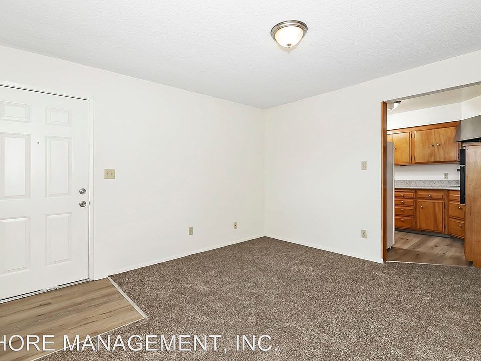 1st image of 1209 Felspar St