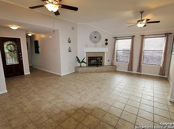 2nd image of 8810 Lost Arbor Cir