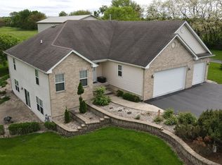 11500 Fox Rd, Yorkville, IL 60560