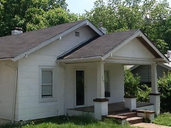 2nd image of 1003 Caldwell St