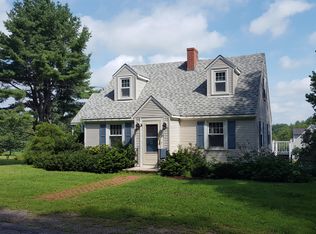 25 Winnicut Rd, North Hampton, NH 03862