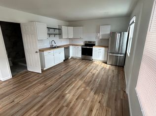 398 University Dr #B, Waldorf, MD 20602