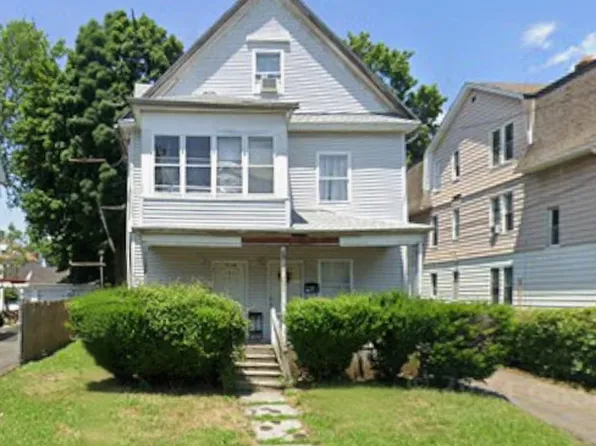 82 Bushnell Street, Hartford, CT 06114