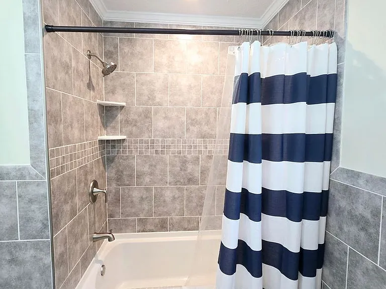 220 Teague Trl — Photo 16