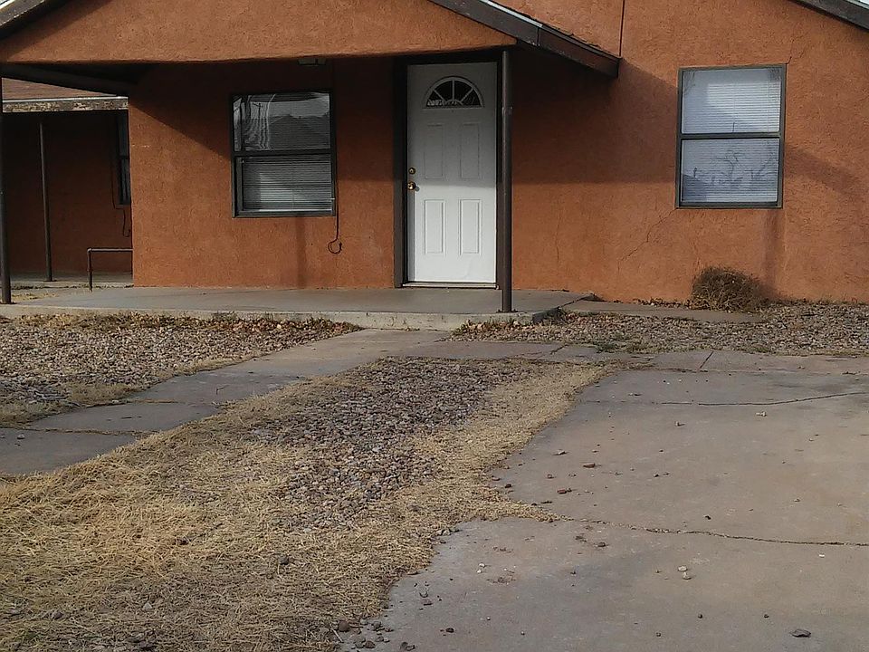 1st image of 907 N Avenue K