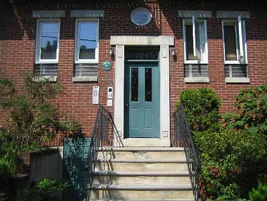 Sold by Hudson Place Realty | media 2