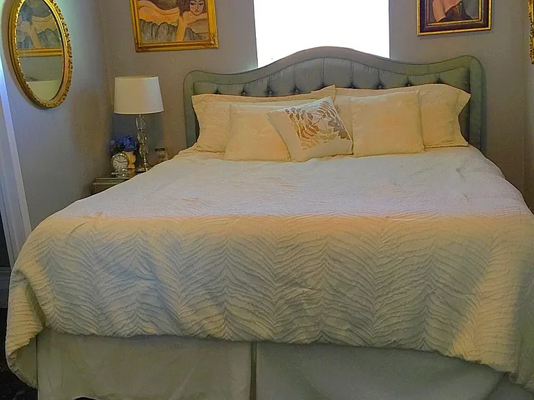 3317 N Shartel Ave — Photo 6