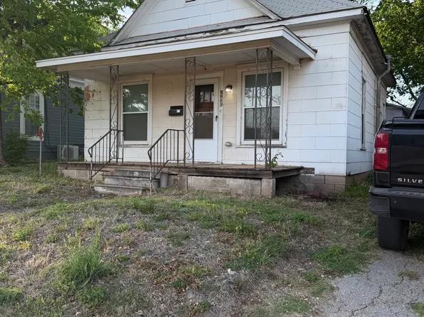 1206 W Noble Ave, Guthrie, OK 73044