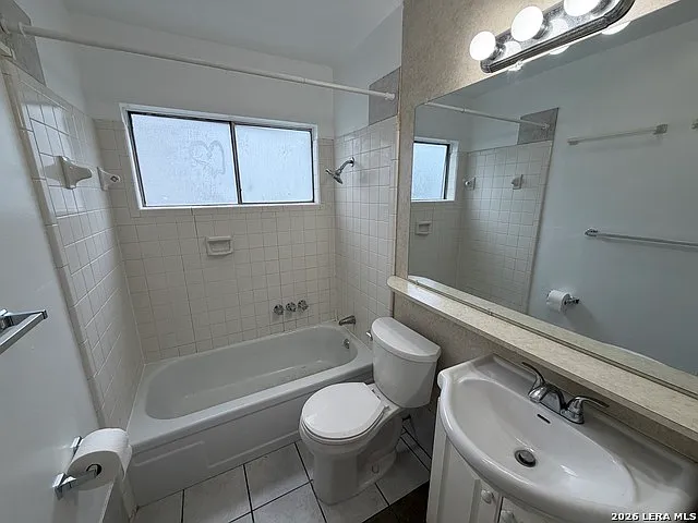 161 Lost Forest St — Photo 8