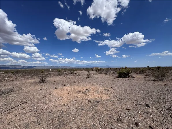339-13 N Dome Rd #160, Golden Valley, AZ 86413