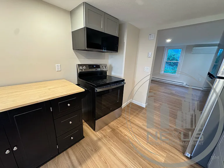 24 Alston Pl #B — Photo 12