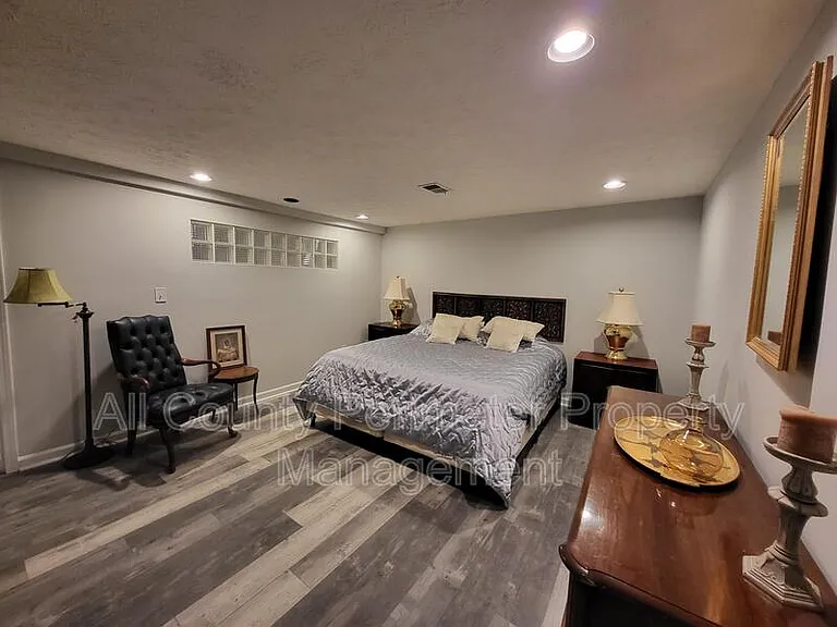 1311 Mile Post Dr — Photo 11