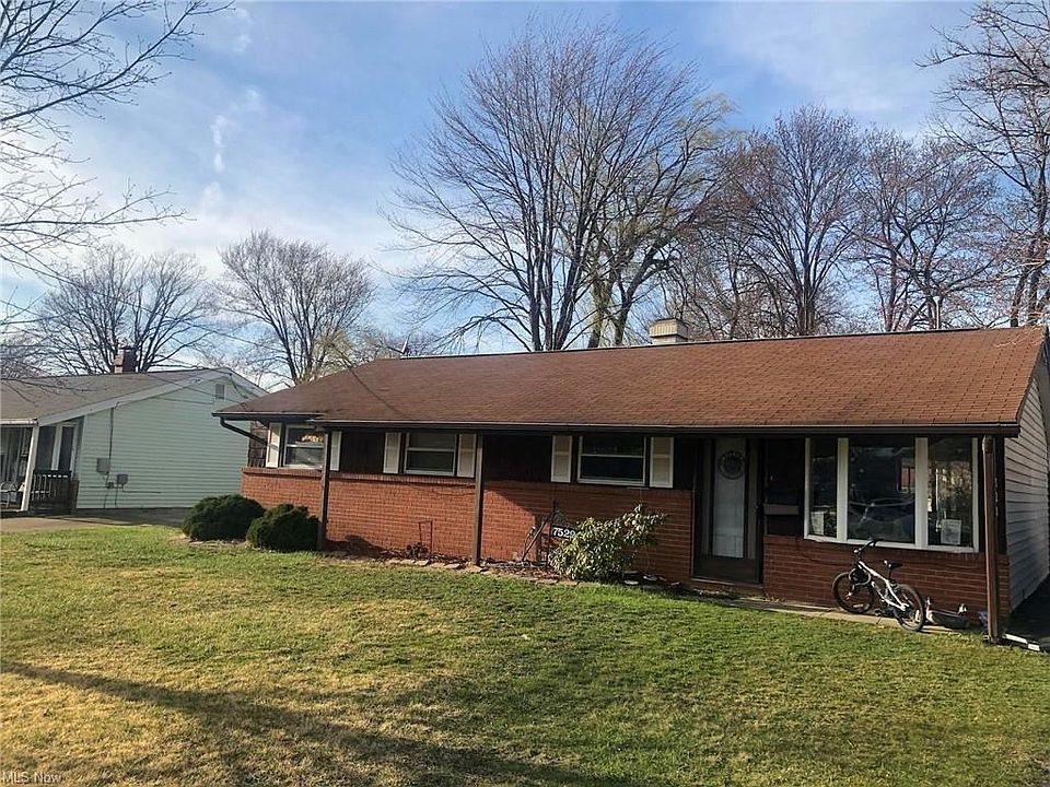 1st image of 7529 Manor Dr