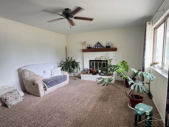3rd image of 3291 Hemmeter Rd
