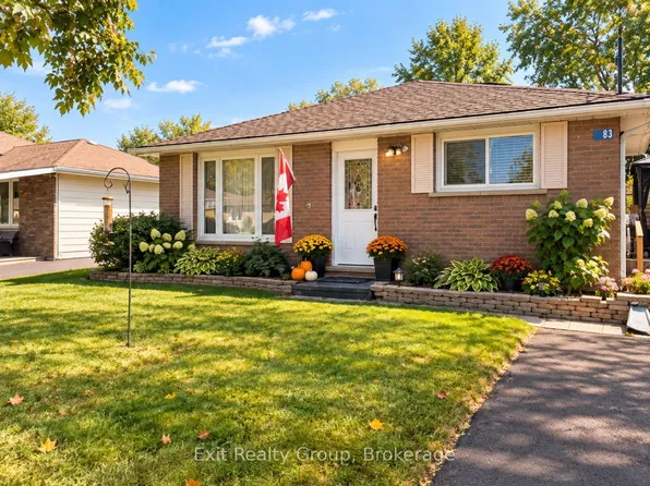 83 Centre St, Quinte West, ON K0K 2C0