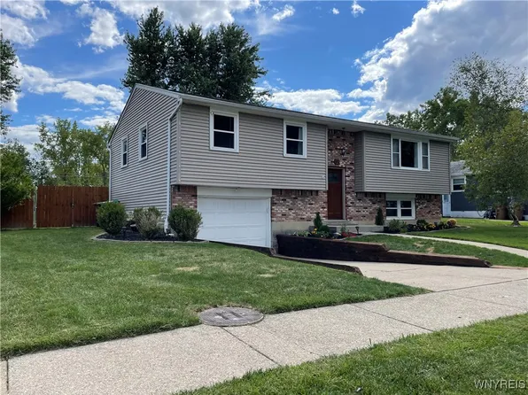 67 Madeira Dr, Depew, NY 14043