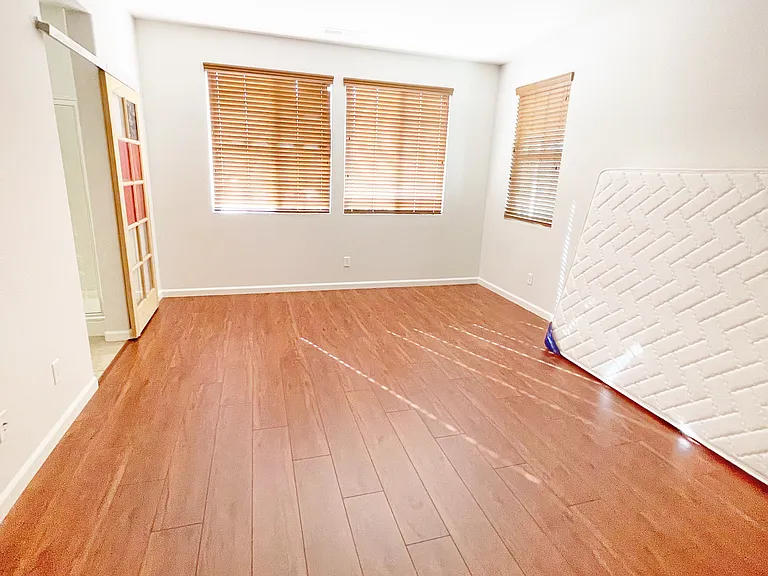 9819 Joebar Cir — Photo 13