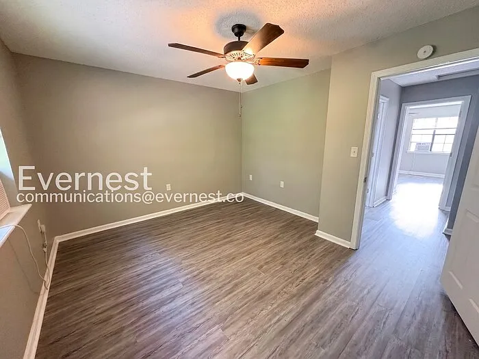 1800 Labette Manor Dr #5 — Photo 12