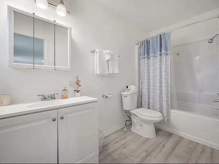 1306 Holmes Ave — Photo 16