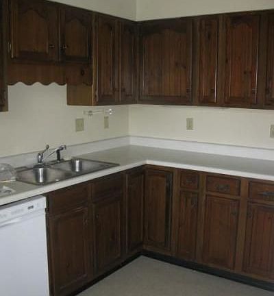 5th image of 2572 Stratford Dr