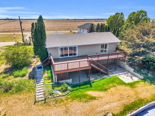 41 Summerhaven Lk, Kearney, NE 68847
