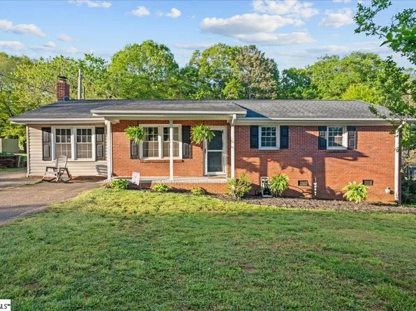 117 Basin Dr, Boiling Springs, SC 29316