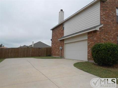 4th image of 1734 Stone Trail Dr