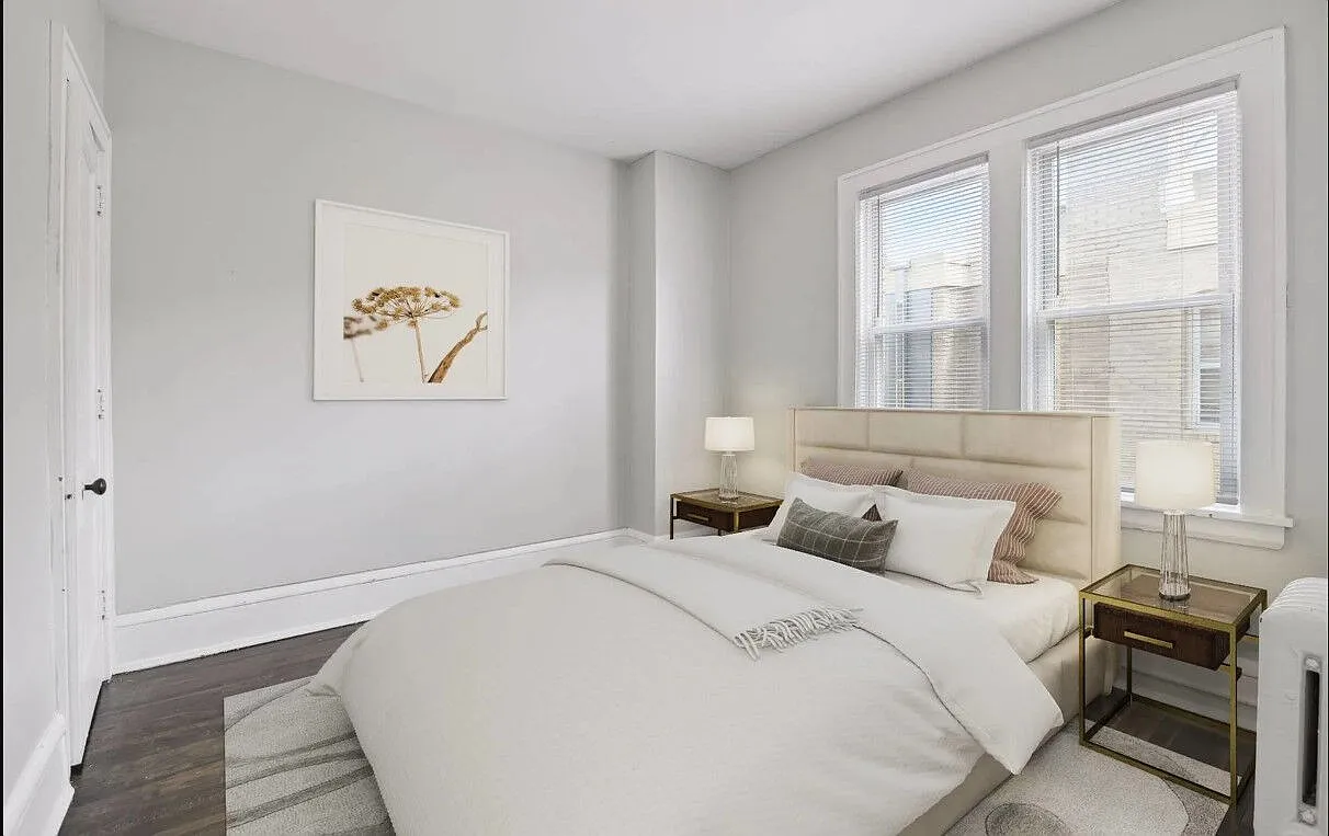 2901 James Avenue South — Photo 4