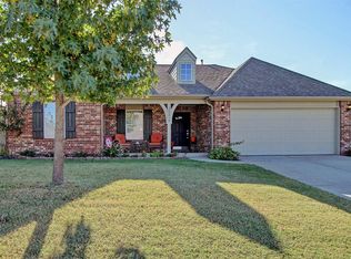 20214 E 50th Ct S, Broken Arrow, OK 74014