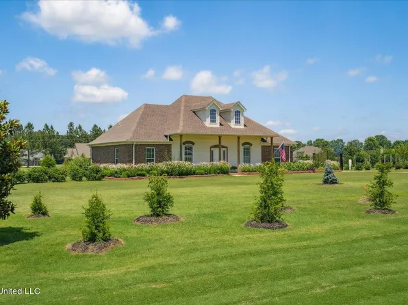 155 Palamino Run, Holly Springs, MS 38635