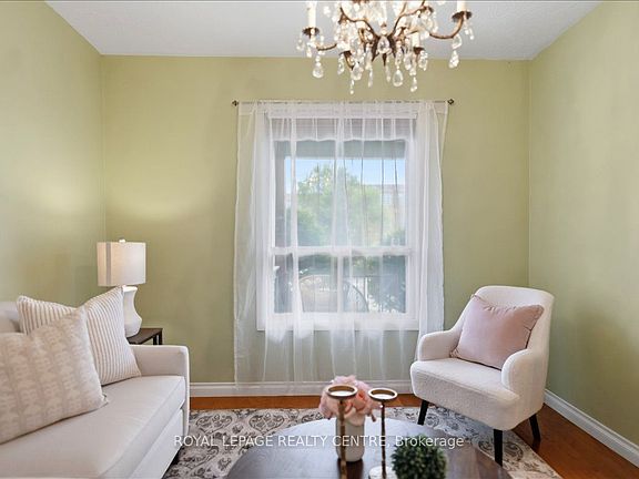 5th image of 115 Priscilla Ave