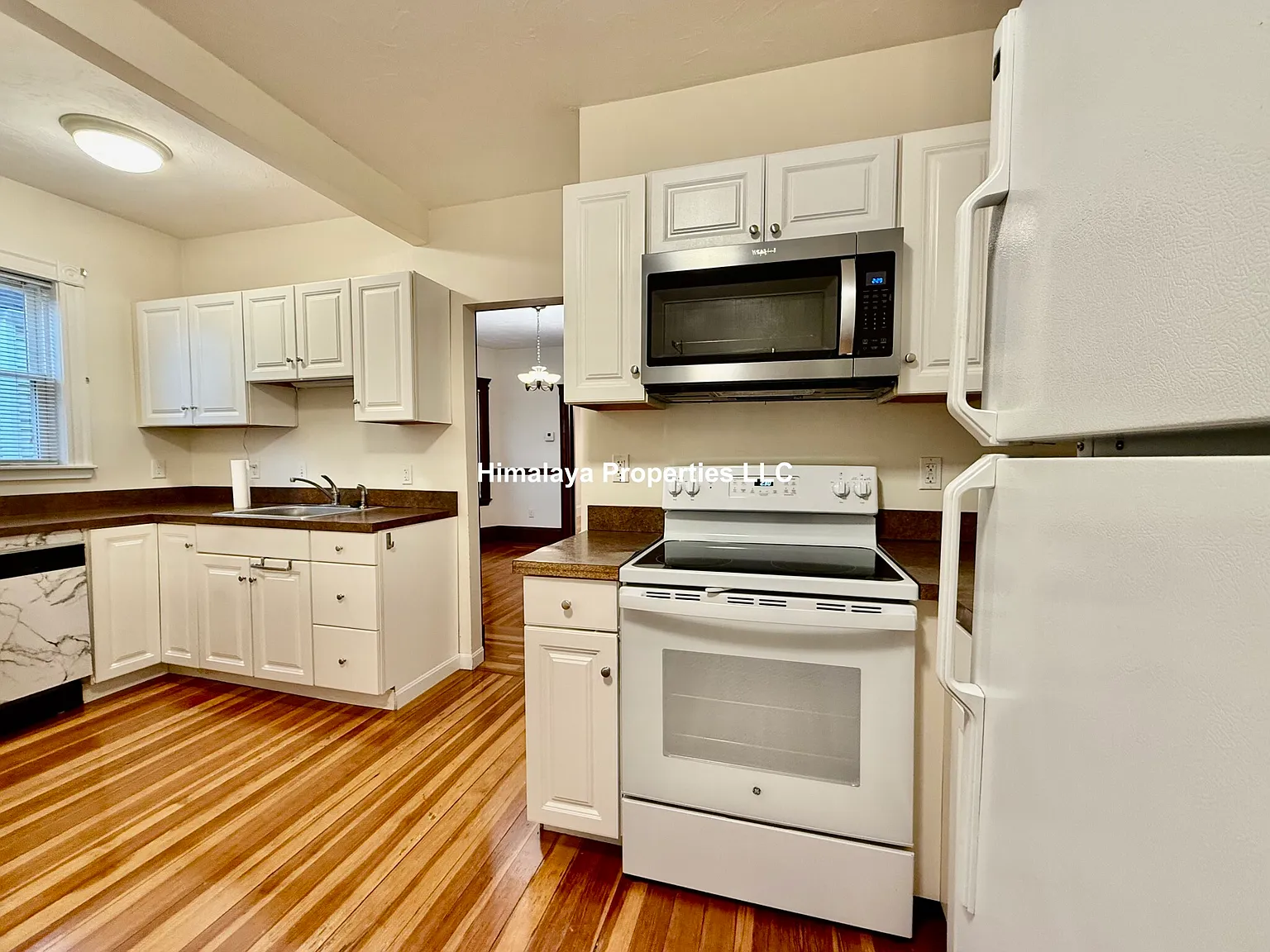 29 Bromfield Rd — Photo 2