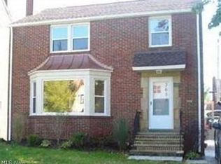 3658 Bainbridge Rd, Cleveland Heights, OH 44118
