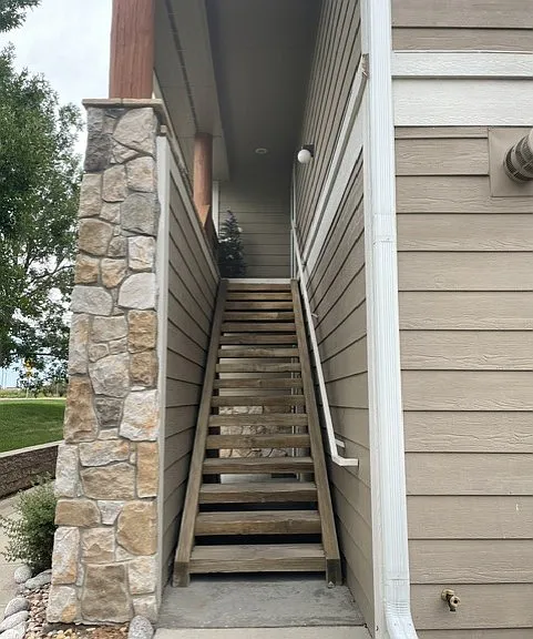 1301 Lake Cir — Photo 15